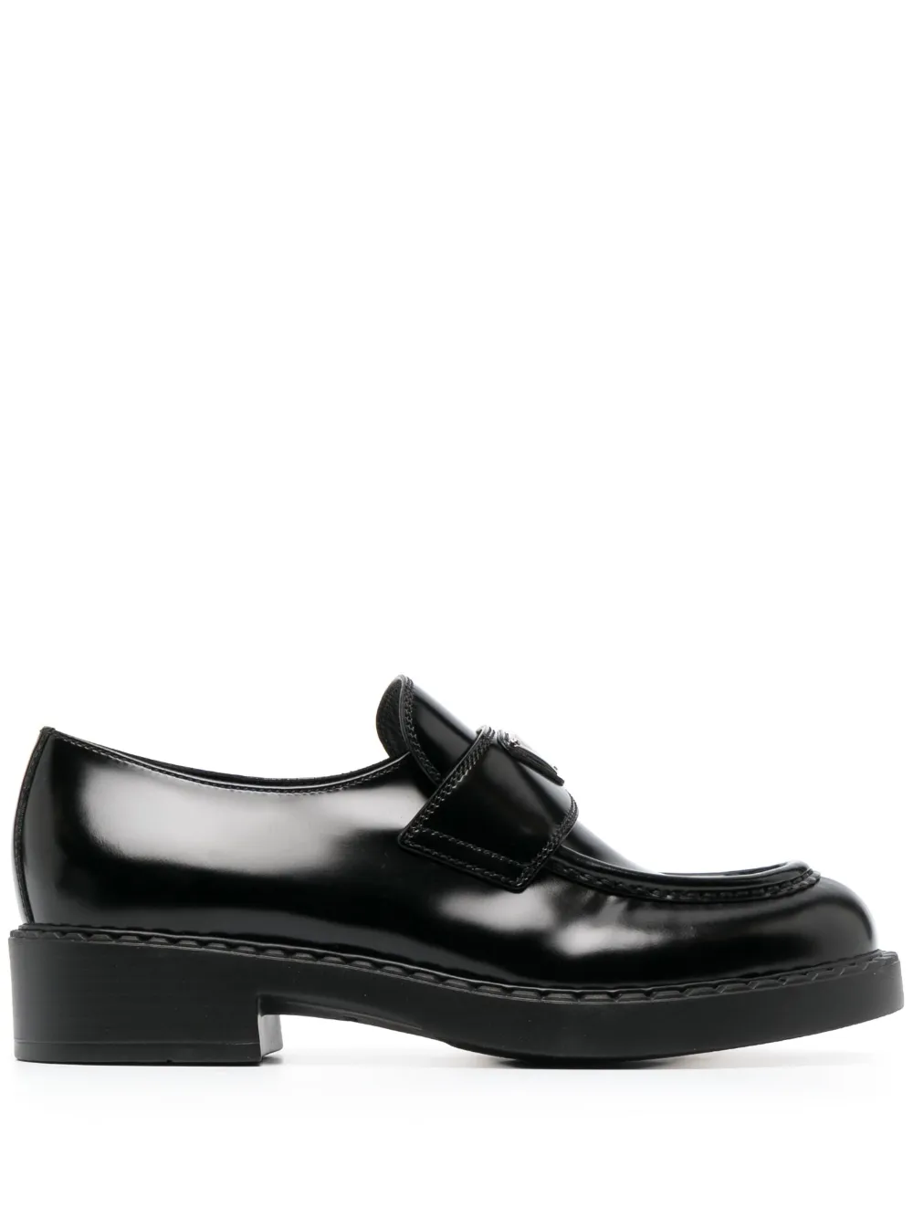 20255765_50398388_1000 Prada Logo Plaque loafers – תמונה 1