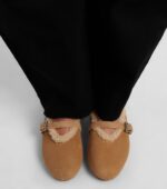 Alaïa Shearling-Lined Suede Ballet Flats – Beige 2