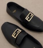 Fendi Tube Leather Driving Shoes – Black 6