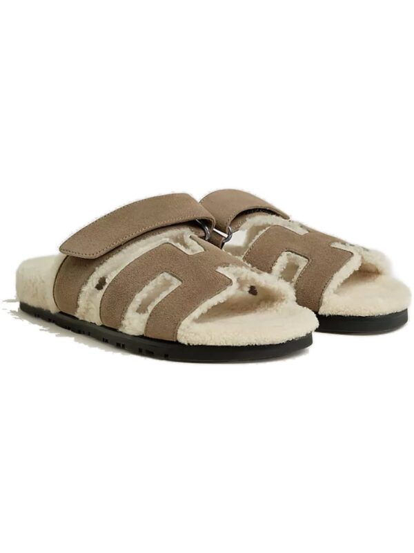 Hermès Chypre Sandal – Étoupe / Écru