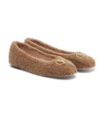 Valentino Garavani VLogo Teddy Ballet Flats – Beige
